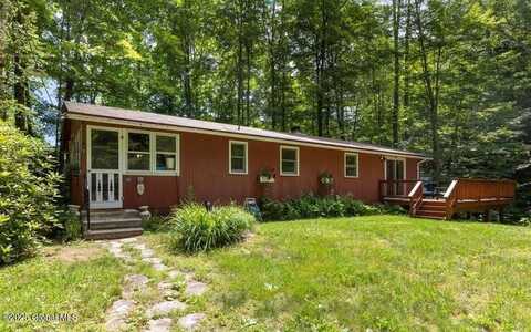 18 Woodcliff Acres, Chester, NY 12817