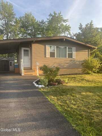 11 Harold Avenue, Colonie, NY 12110