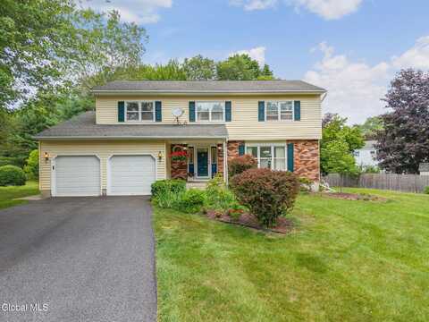 228 Vincenza Lane, Guilderland, NY 12303