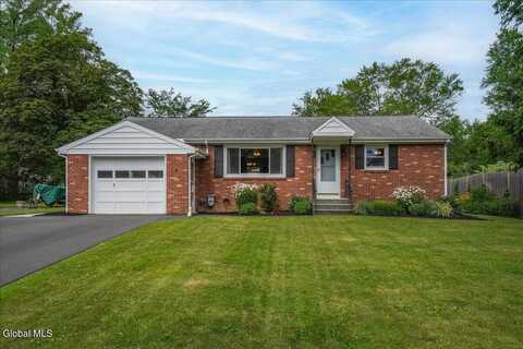 8 E Glenwood Drive, Colonie, NY 12110
