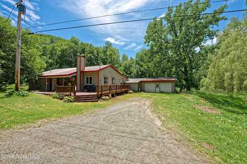 962 Camden Valley Road, Salem, NY 12873