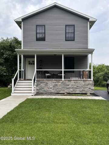 13 Canal Street, Watervliet, NY 12189