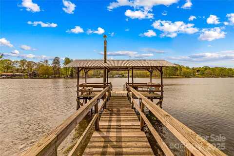 570 Lake Drive 9, Lexington, NC 27292