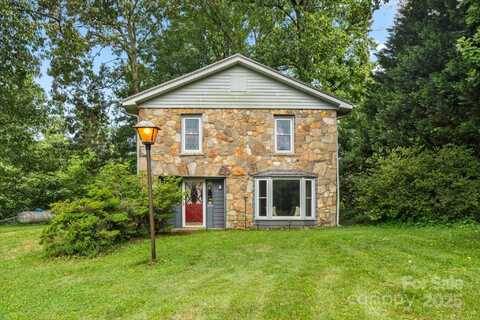 1058 Howard Gap Loop Road, Flat Rock, NC 28731