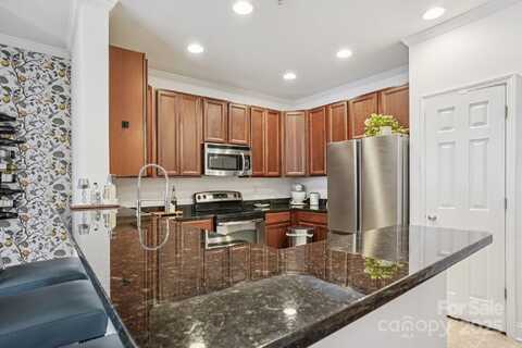 1000 E Woodlawn Road unit: 411, Charlotte, NC 28209