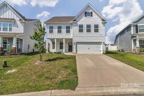 59 Thornberry Road, Hendersonville, NC 28792
