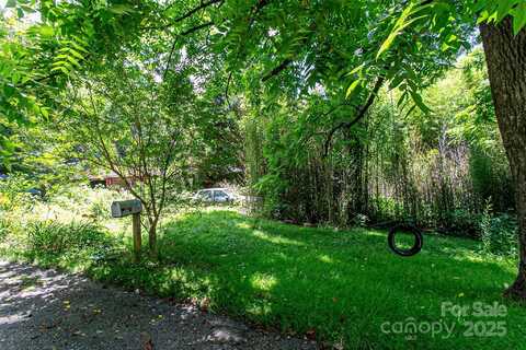 72 Bothy Road, Brevard, NC 28712