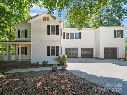 2739 Pine Knoll Court, Gastonia, NC 28054