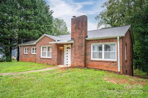 727 3rd Avenue NW, Hickory, NC 28601