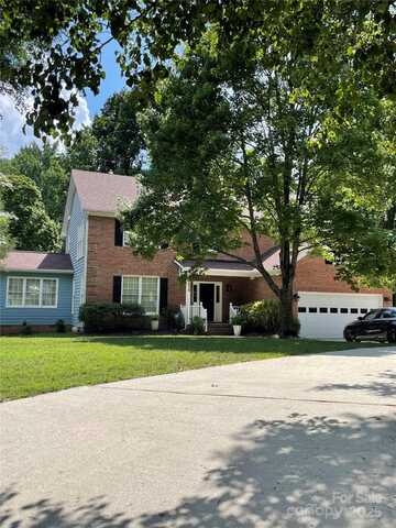 2836 Pickering Road, Greensboro, NC 27407