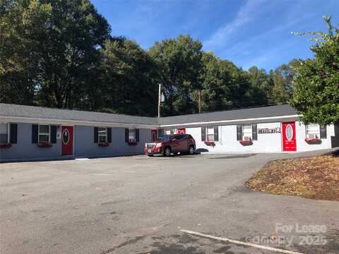 1033 Cleveland Avenue, Gastonia, NC 28052
