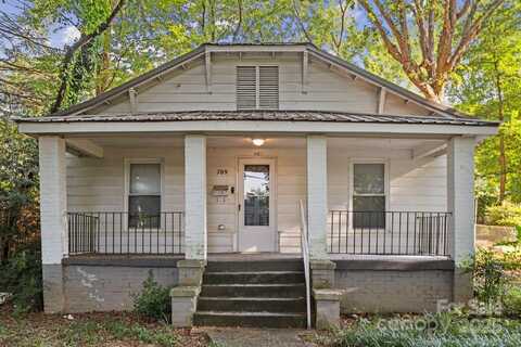 709 E Front Street, Statesville, NC 28677