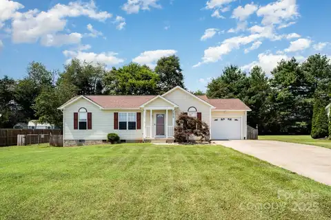 2070 Rocketts Way, Newton, NC 28658