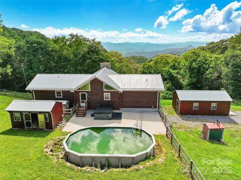 672 Windswept Ridge Road, Canton, NC 28716