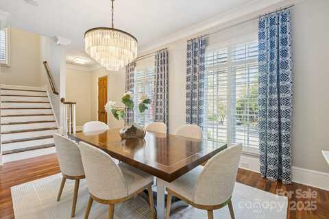 1655 Scotland Avenue, Charlotte, NC 28207