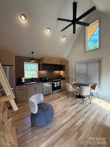 798 Country Club Drive, Waynesville, NC 28786