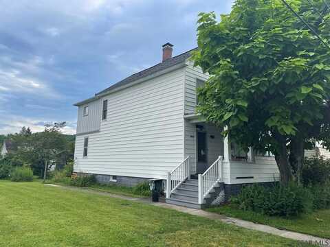 1319 Gillespie Avenue, Portage, PA 15946