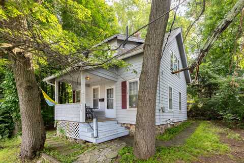 370 Waterville Street, Waterbury, CT 06710