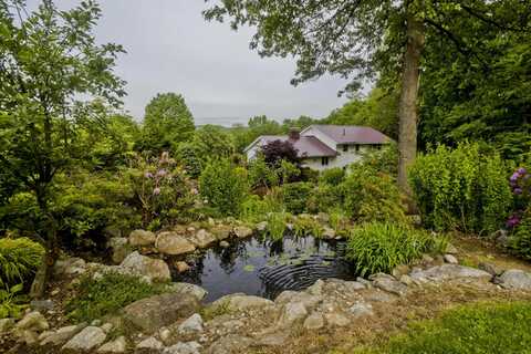 9 Mountain Road, Granby, CT 06060