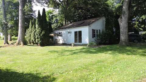 57 Knollcrest Road, New Fairfield, CT 06812