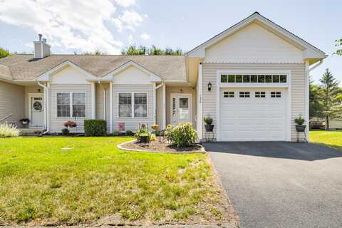 136 Pond View Circle, Beacon Falls, CT 06403