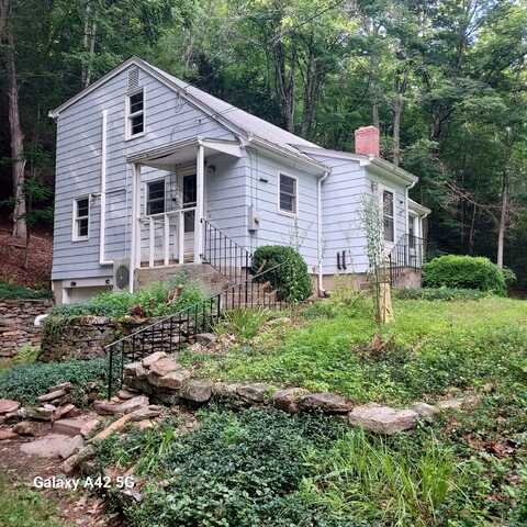 108 Merrow Road, Coventry, CT 06238