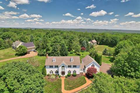 21 Hidden Pond Drive, Watertown, CT 06795