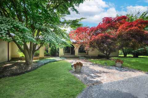 3853 Congress Street, Fairfield, CT 06824