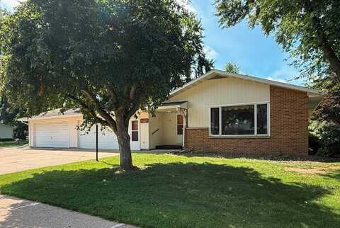 1710 W 5TH STREET, Marshfield, WI 54449