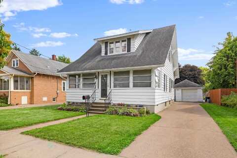 1017 FOURTH AVENUE, Stevens Point, WI 54481