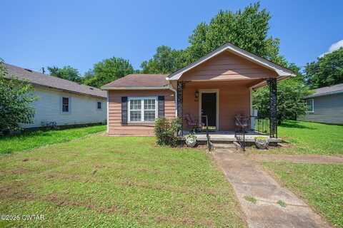 447 Mifflin Avenue, Henderson, TN 38340