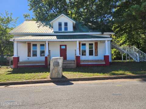 129 N Carolina Avenue, Henderson, TN 38340