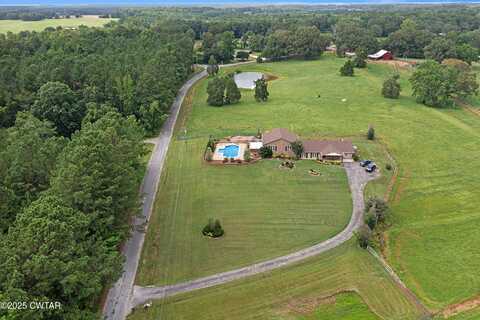 1882 Sand Ridge Bargerton Road, Lexington, TN 38351