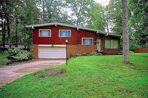 1359 Fudge Drive, Beavercreek, OH 45434