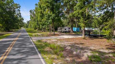 627 550th St, Old Town, FL 32680