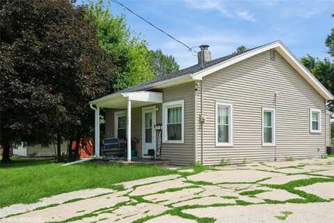 705 E Miller Avenue, Des Moines, IA 50315