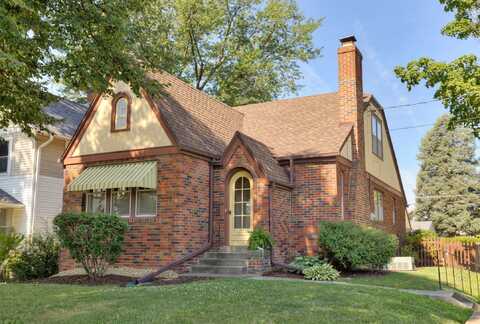 2220 York Street, Des Moines, IA 50316