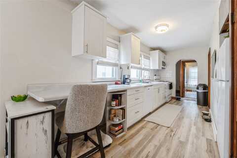 705 Prairie Street, Adel, IA 50003