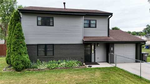 205 E Livingston Avenue, Des Moines, IA 50315