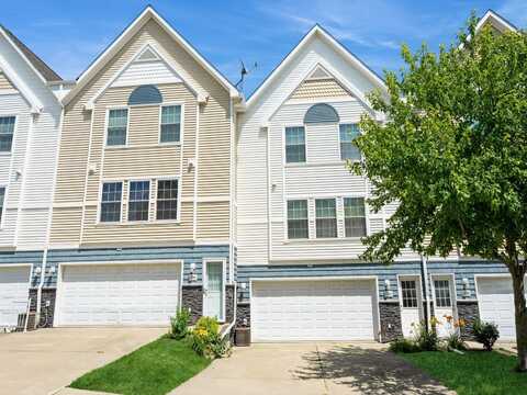 1246 SE Village View Lane, Ankeny, IA 50021