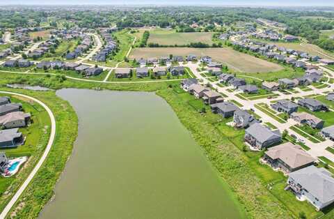 7821 NW 96th Street, Johnston, IA 50131