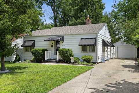 3701 Wright Street, Des Moines, IA 50316
