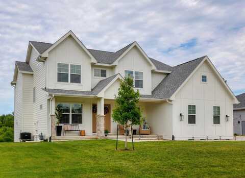 2304 NE Park Drive, Grimes, IA 50111