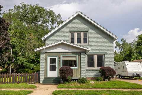 1114 Garfield, Dubuque, IA 52001