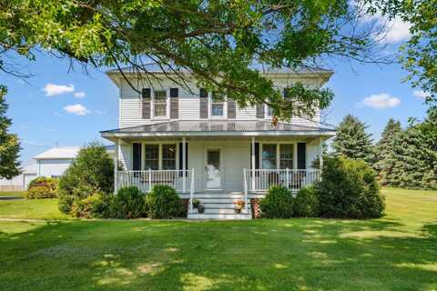 2401 300th, Earlville, IA 52041
