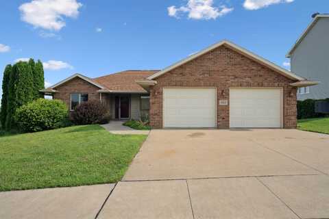 583 Sapphire, Dubuque, IA 52001