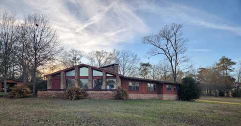 5131 Wiggins Lake Road, Walnut Hill, FL 32568