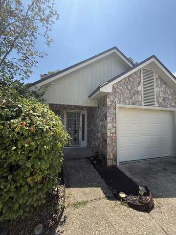 1305 Ariel Court, Fort Walton Beach, FL 32547