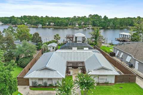 772 Bay Grove Road, Freeport, FL 32439