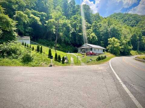 3482 Ky 610, Virgie, KY 41572